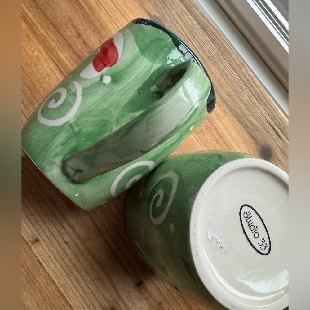 Christmas Winter Mugs Set - Picture 3 of 4